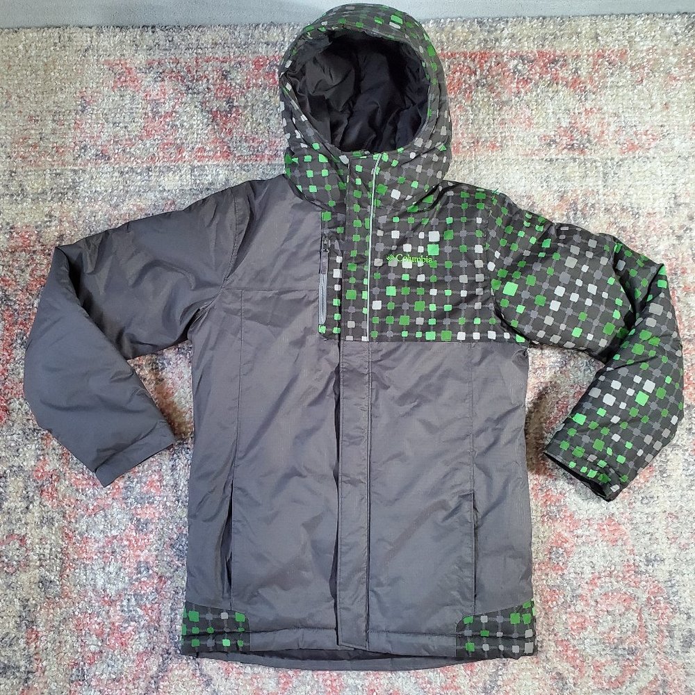 Columbia Omni-Shield Army Green Ski Jacket / Heavy Winter Coat-Youth M (10-12)